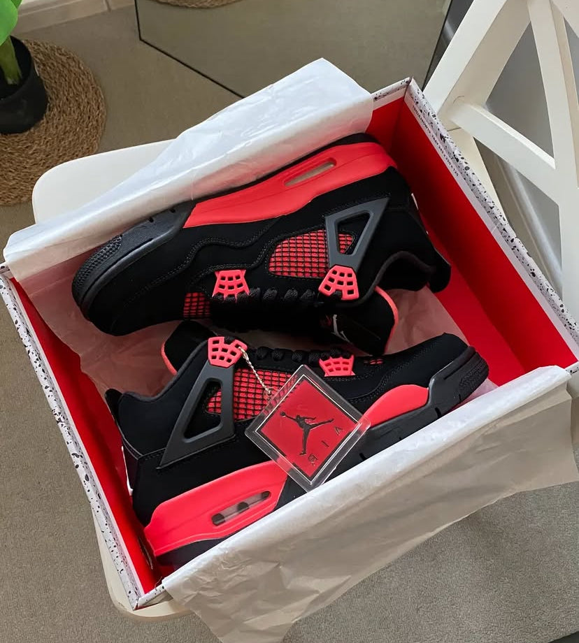 AIR JORDAN 4s Red Thunders