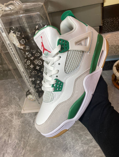 AIR JORDAN 4s Retro SB Pine Green